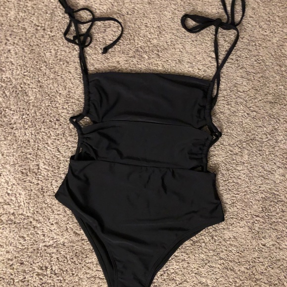 Black one piece swimsuit - Picture 2 of 4